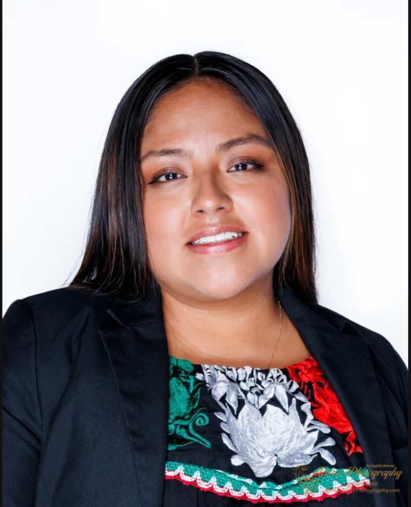 Flor Silvestre Reyes